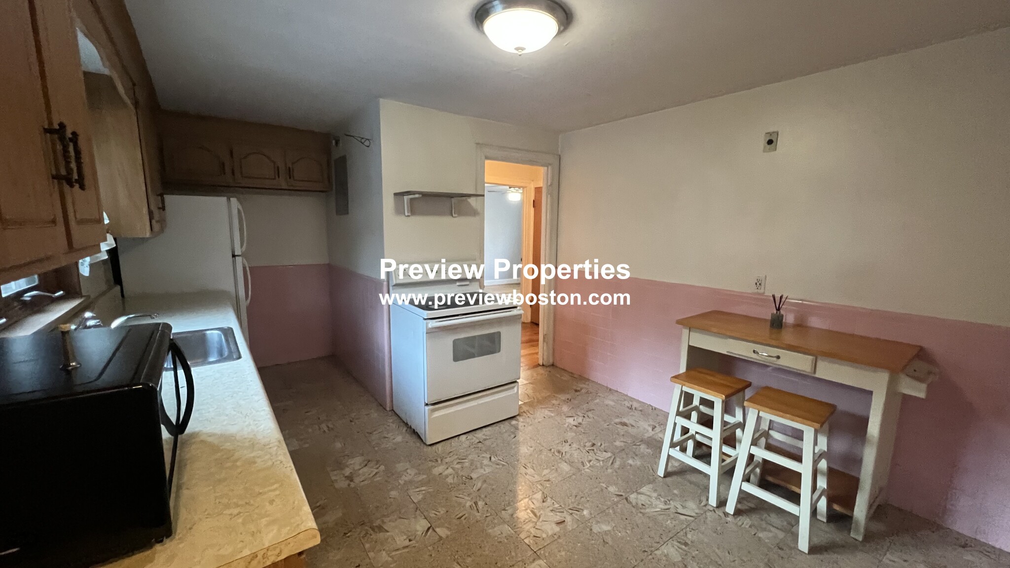 14 Caltha Rd, Chestnut Hill