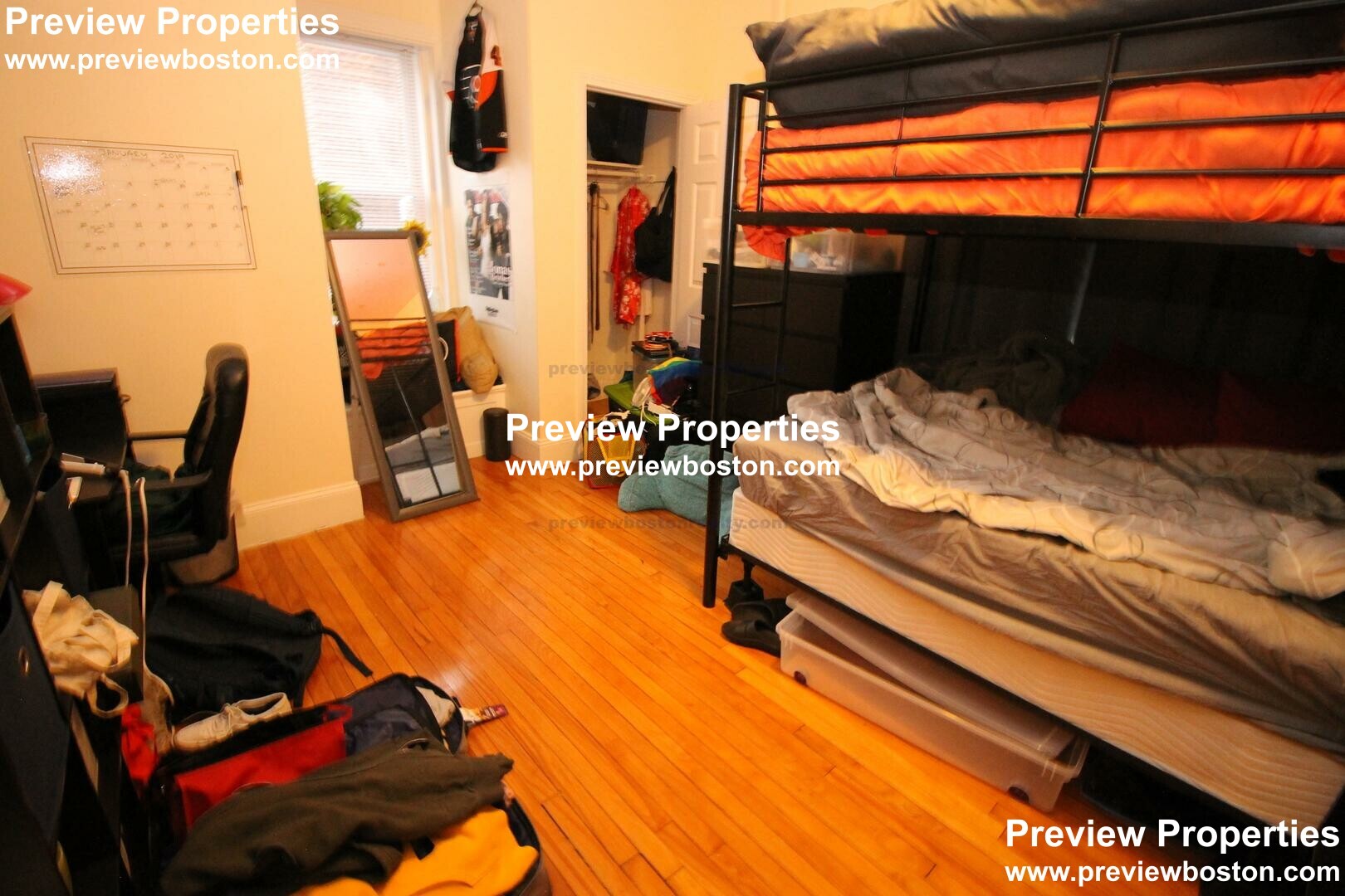 324 Saint Paul St, Longwood