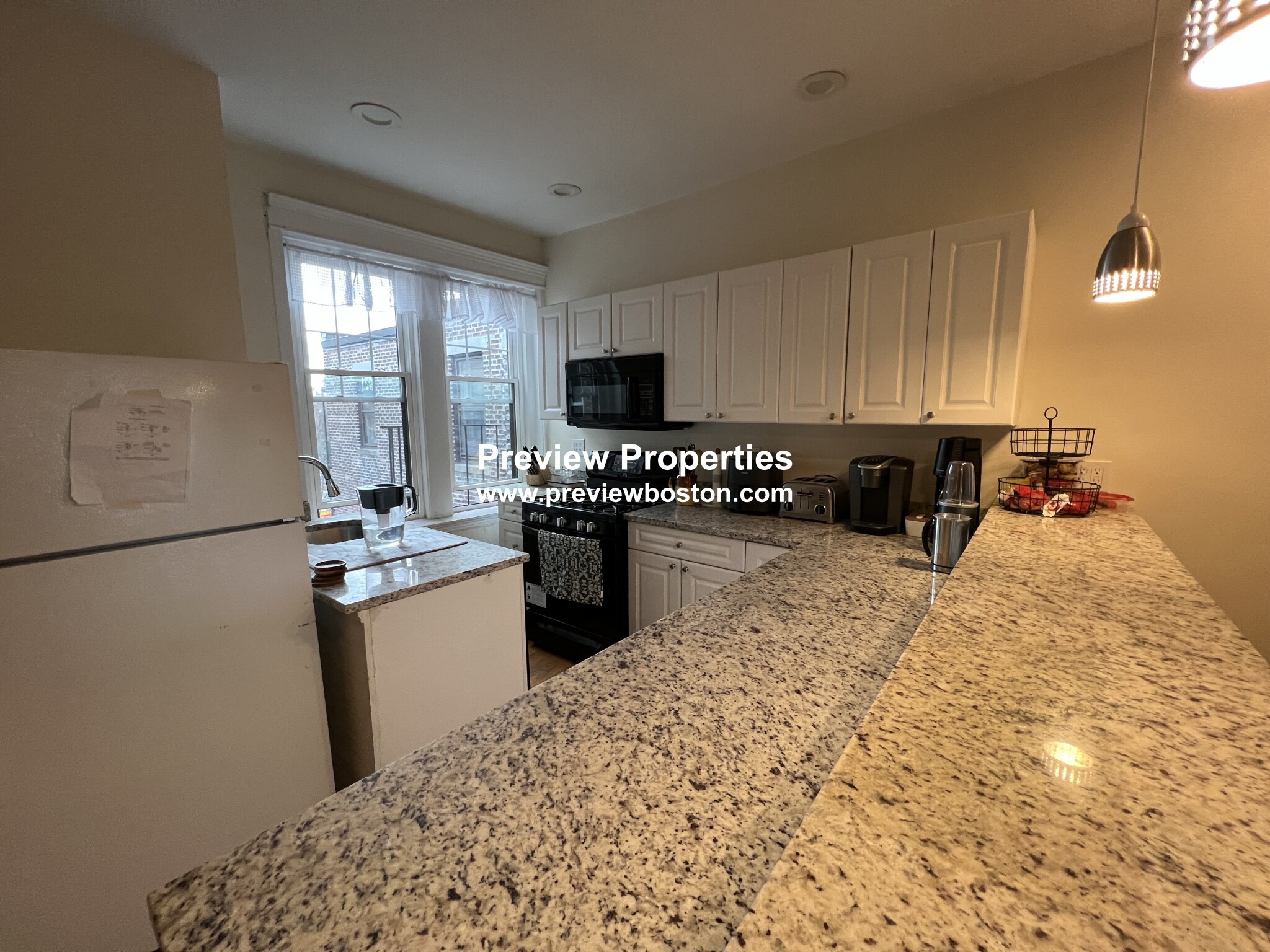 1872 Commonwealth Ave, Washington Square