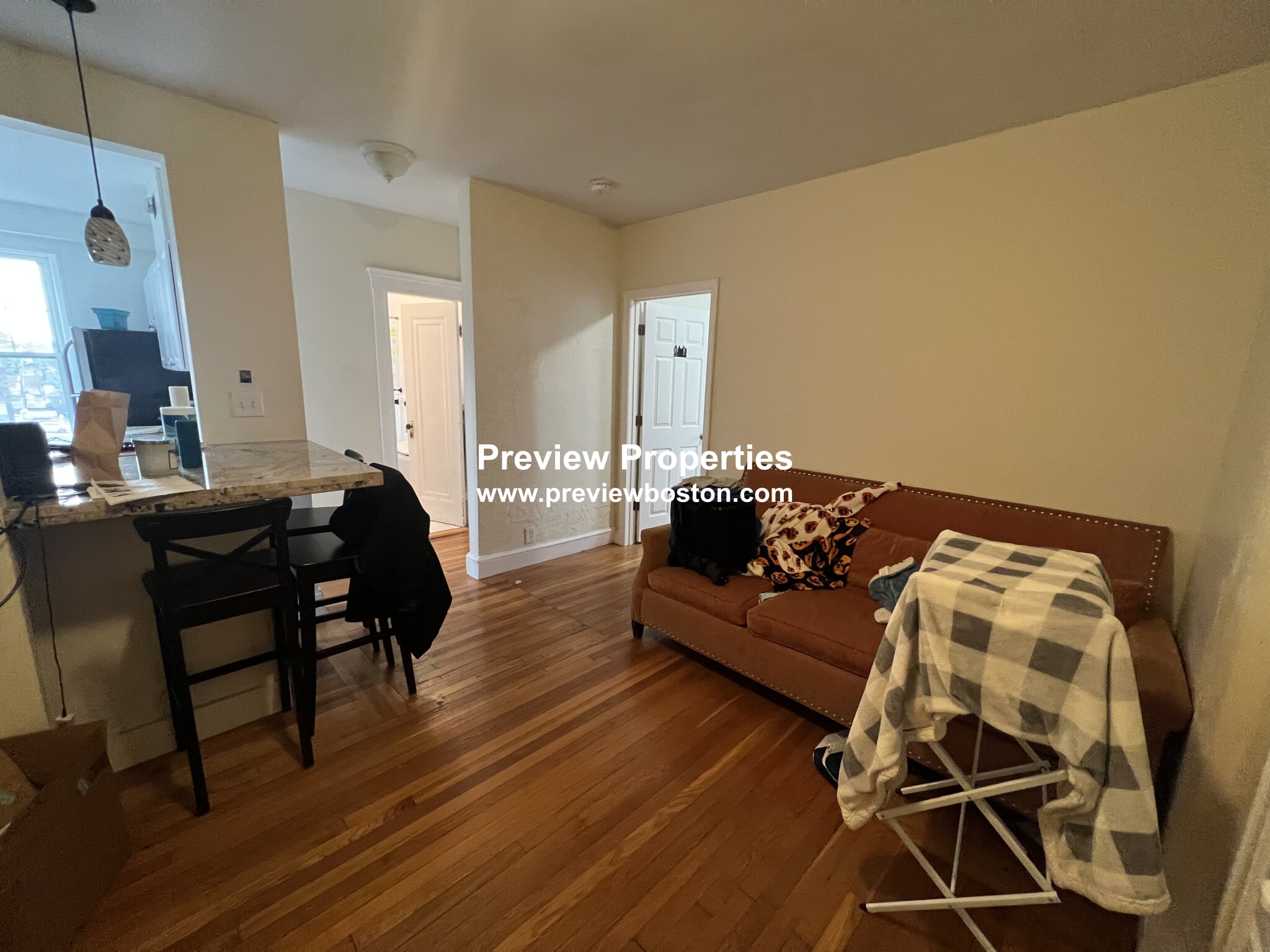 2003 Commonwealth Ave, Brighton