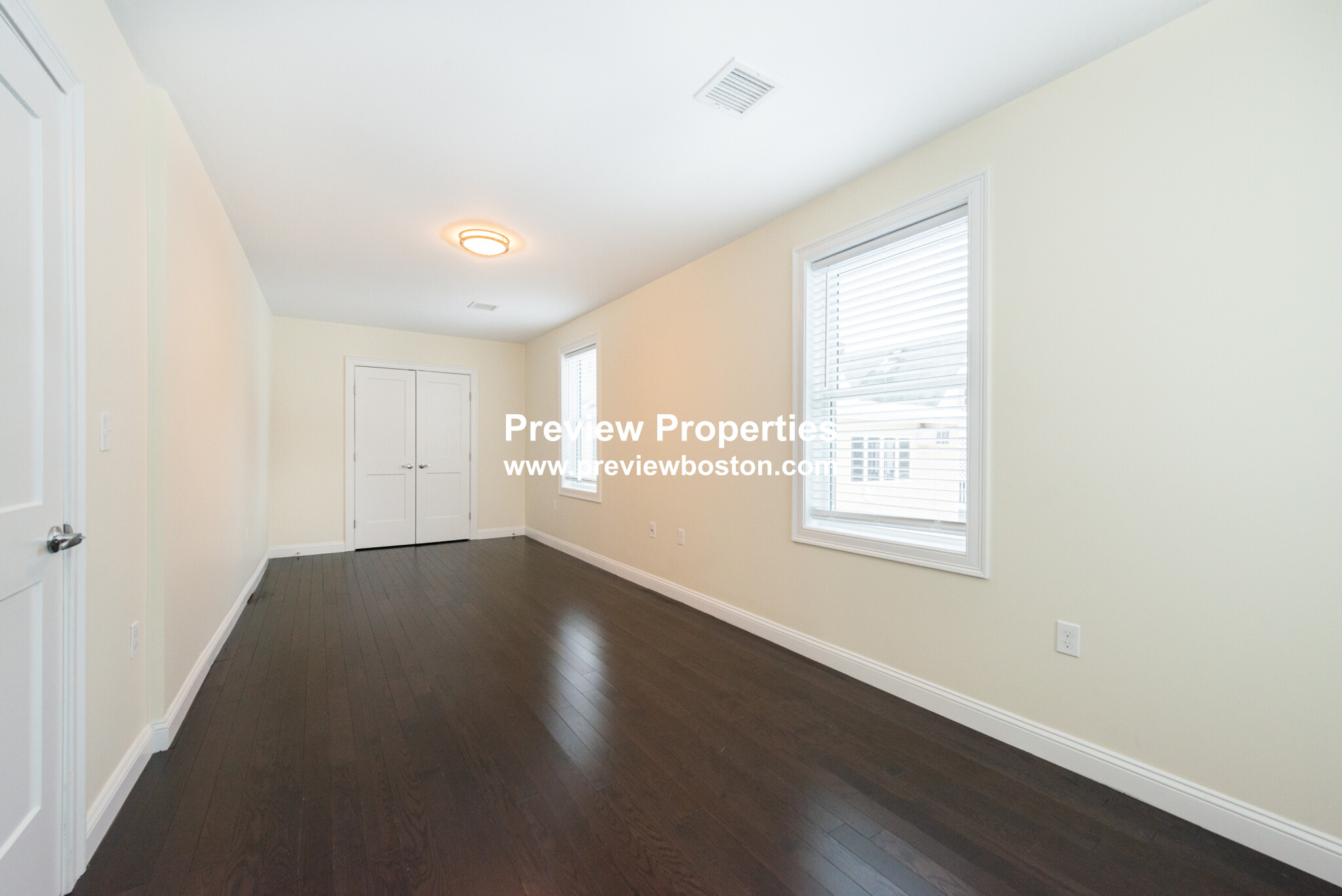 11 Marion St, Medford