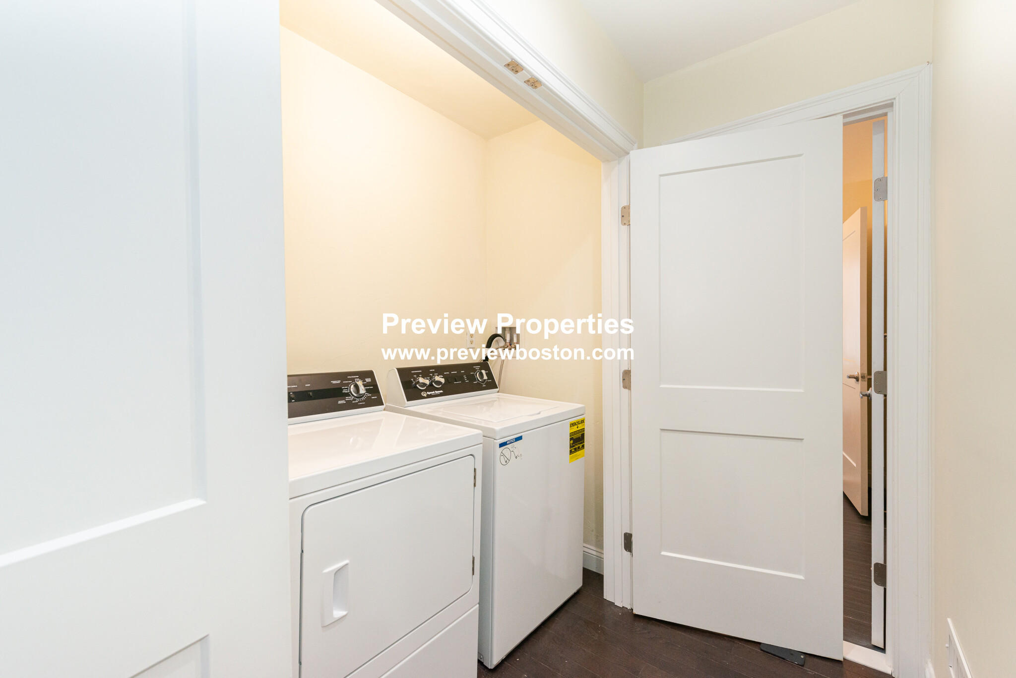 11 Marion St, Medford