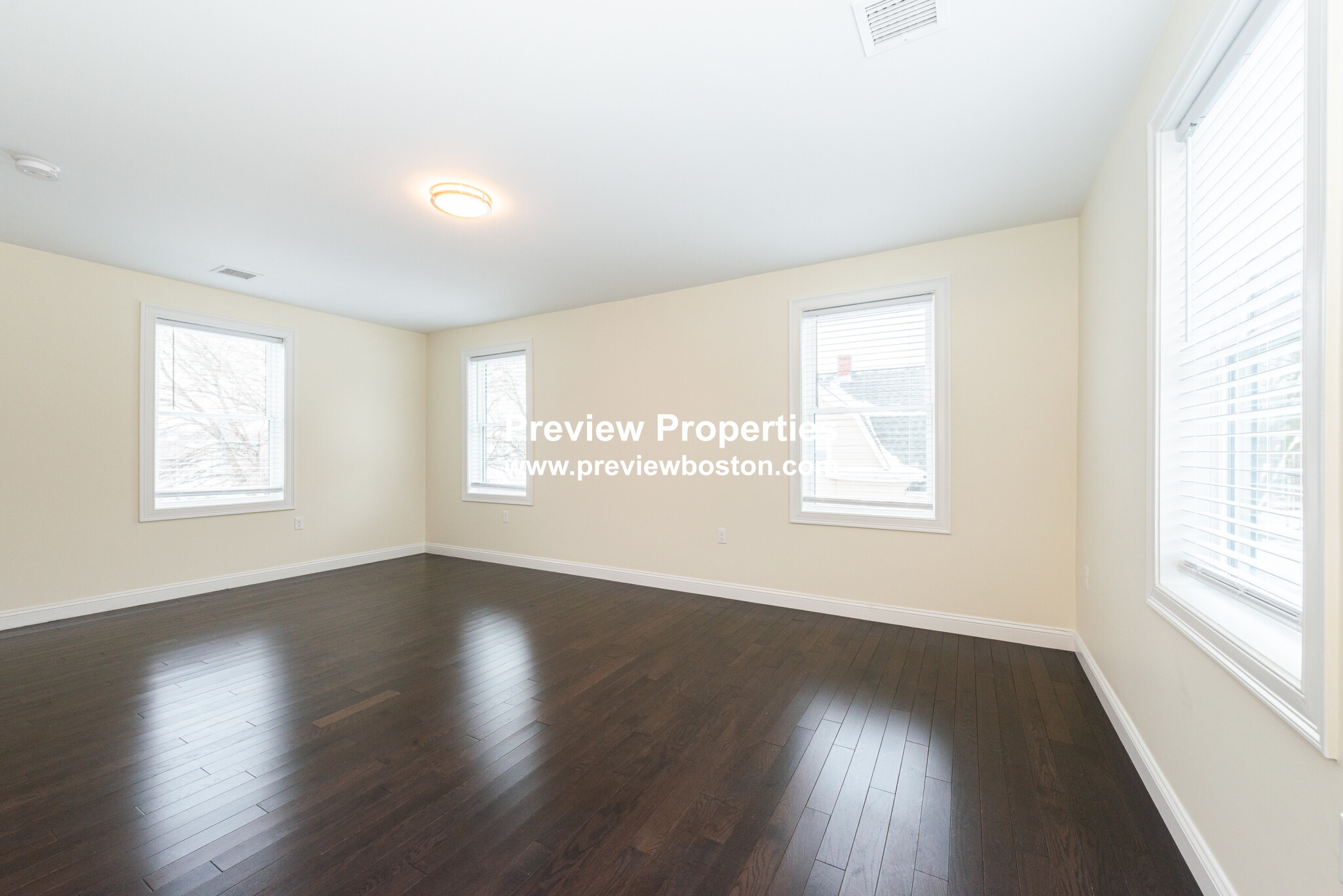 11 Marion St, Medford