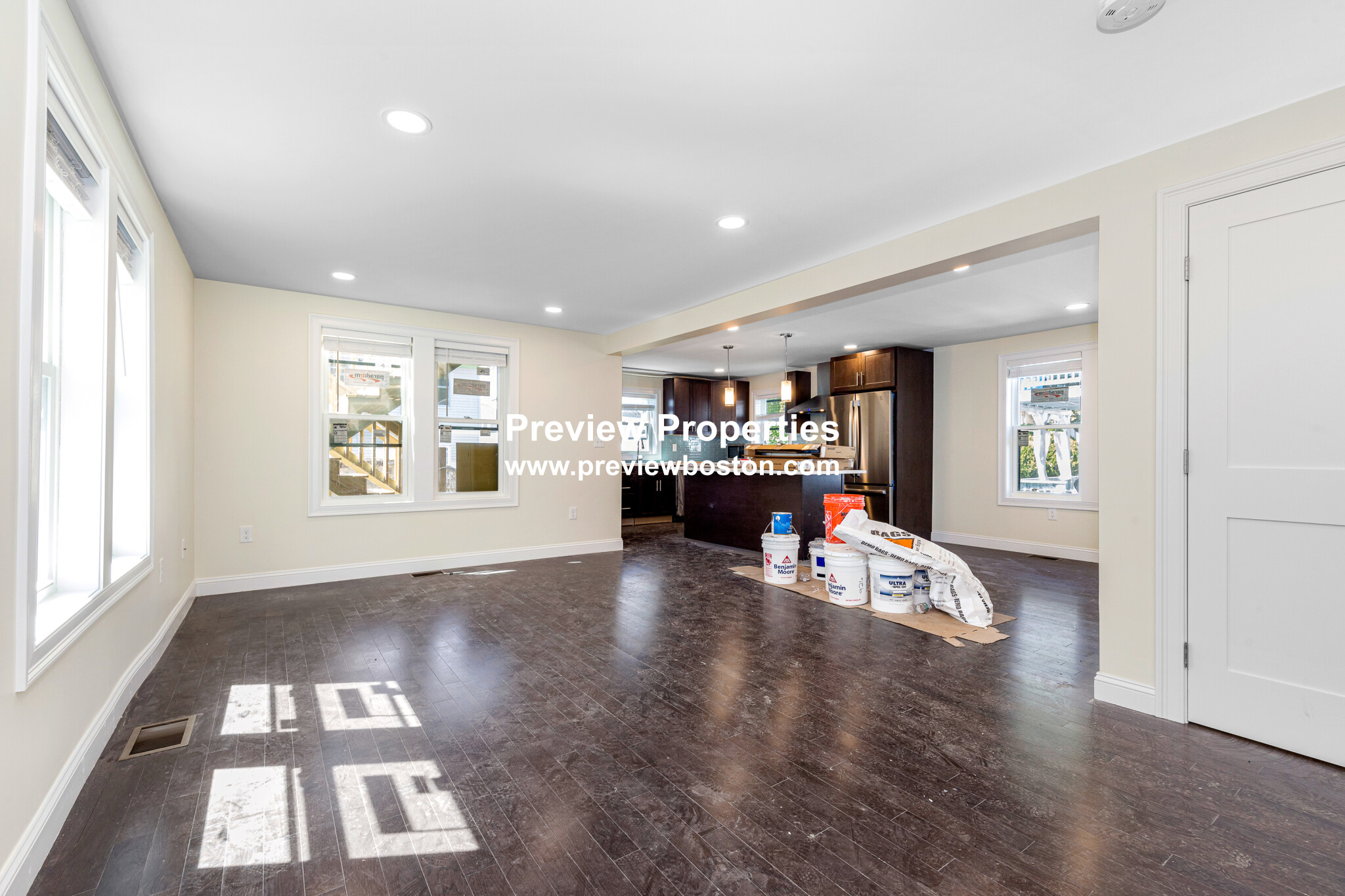 72 Stanley Ave, Medford