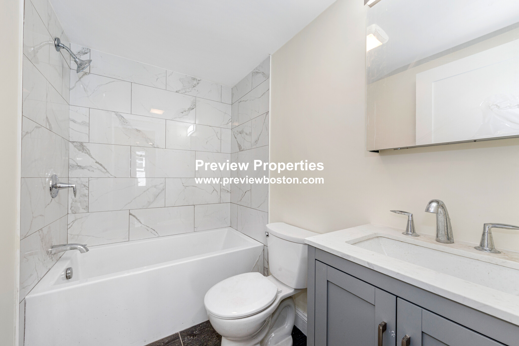 72 Stanley Ave, Medford