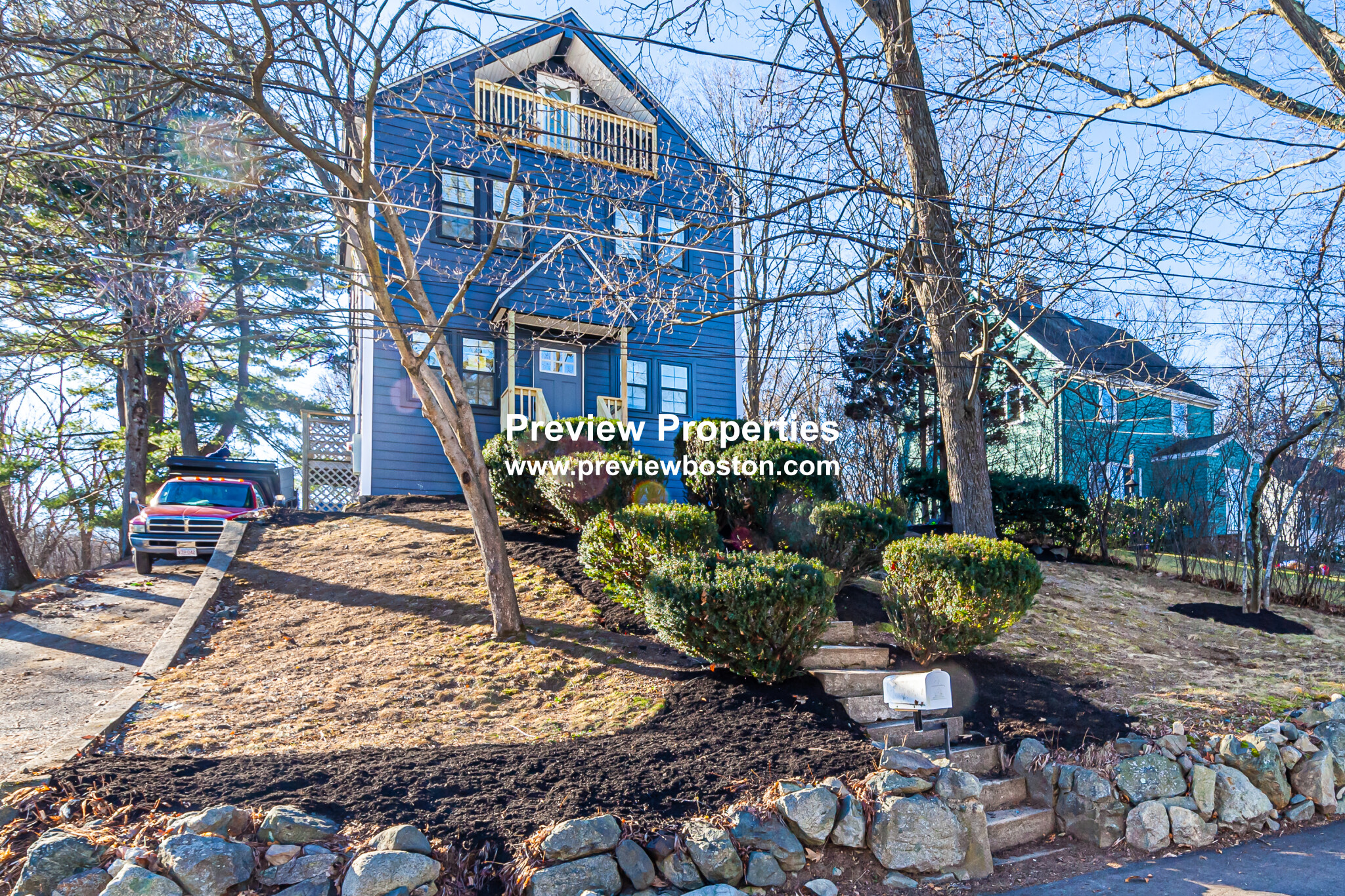 48 Caldwell Rd, Waltham