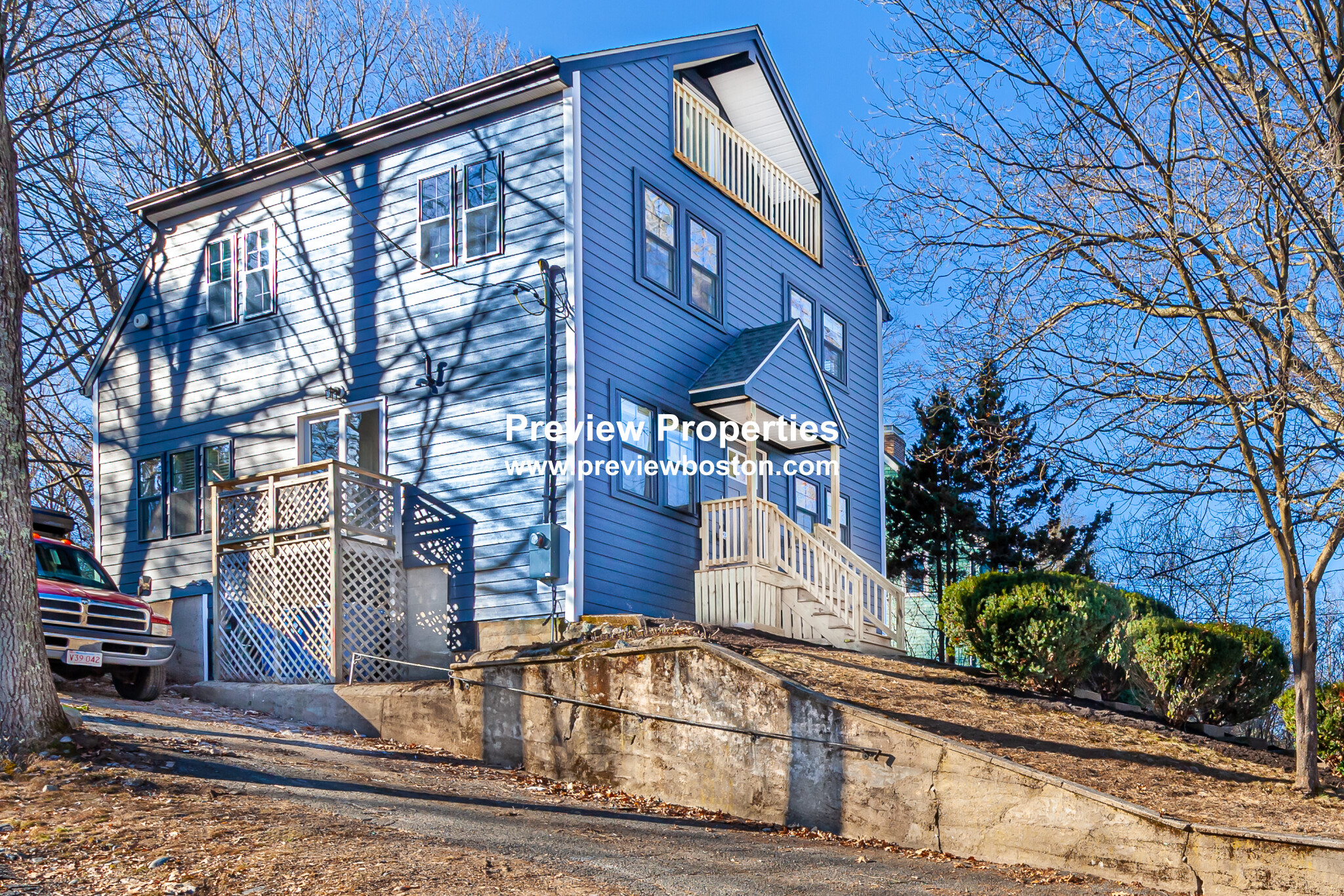 48 Caldwell Rd, Waltham