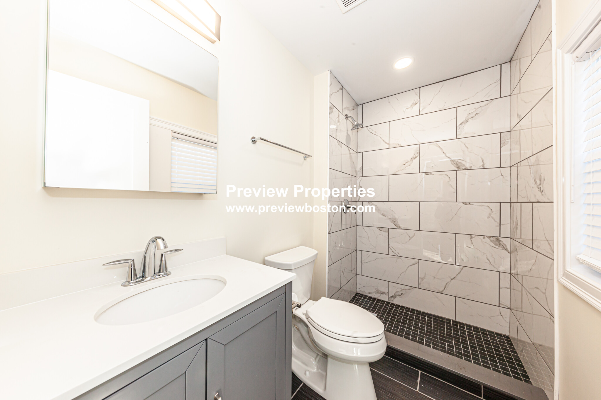 48 Caldwell Rd, Waltham