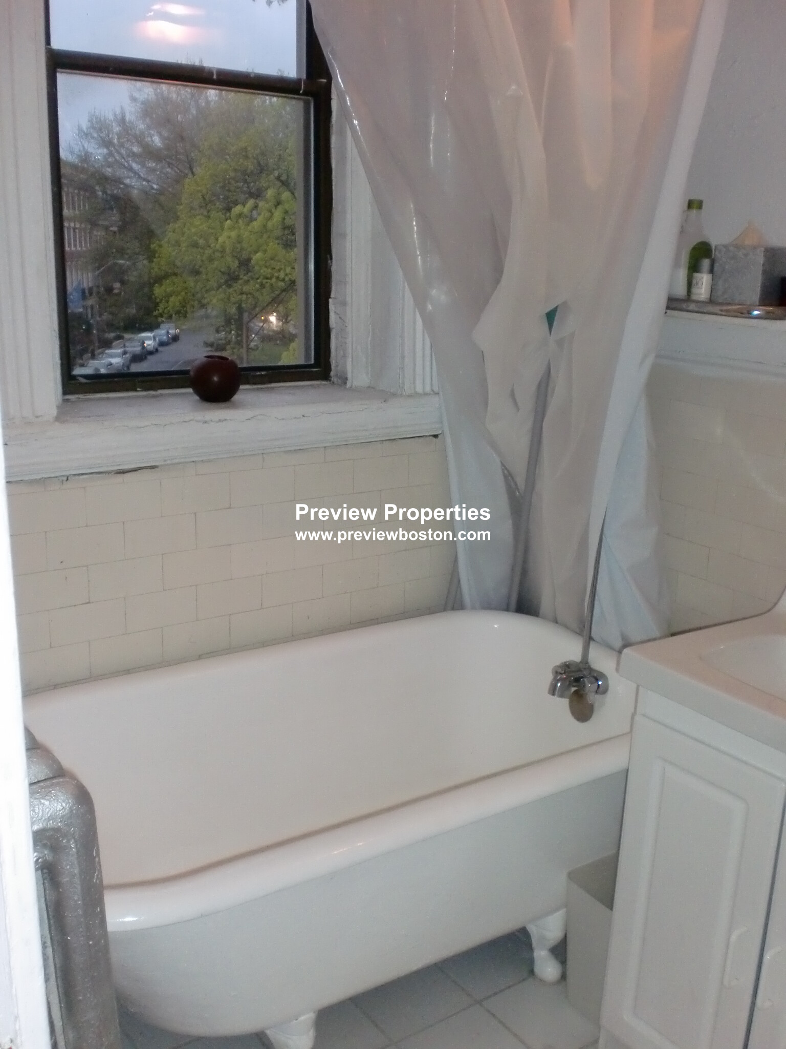 1111 Boylston St, Back Bay