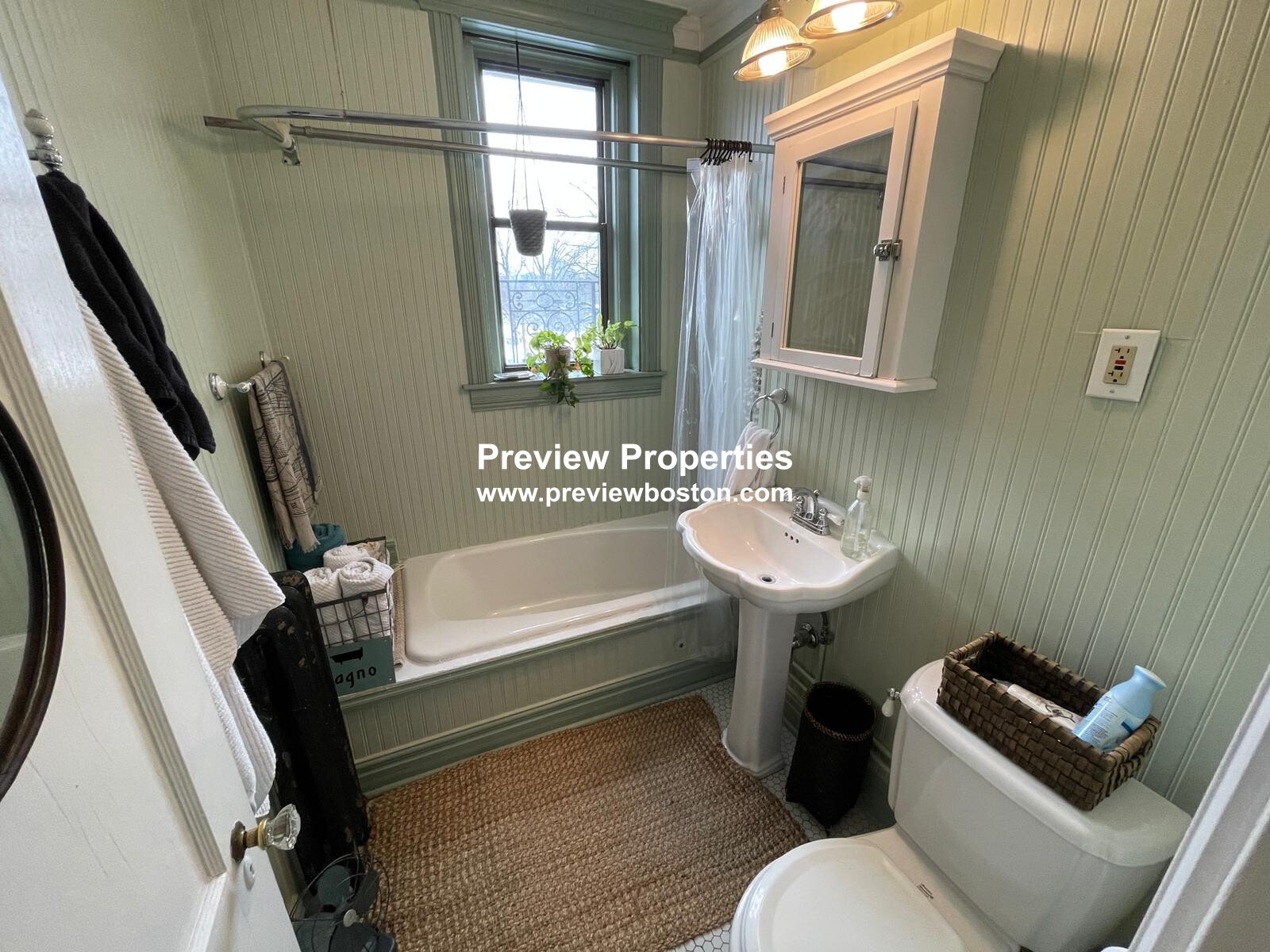 64 Charlesgate, Back Bay