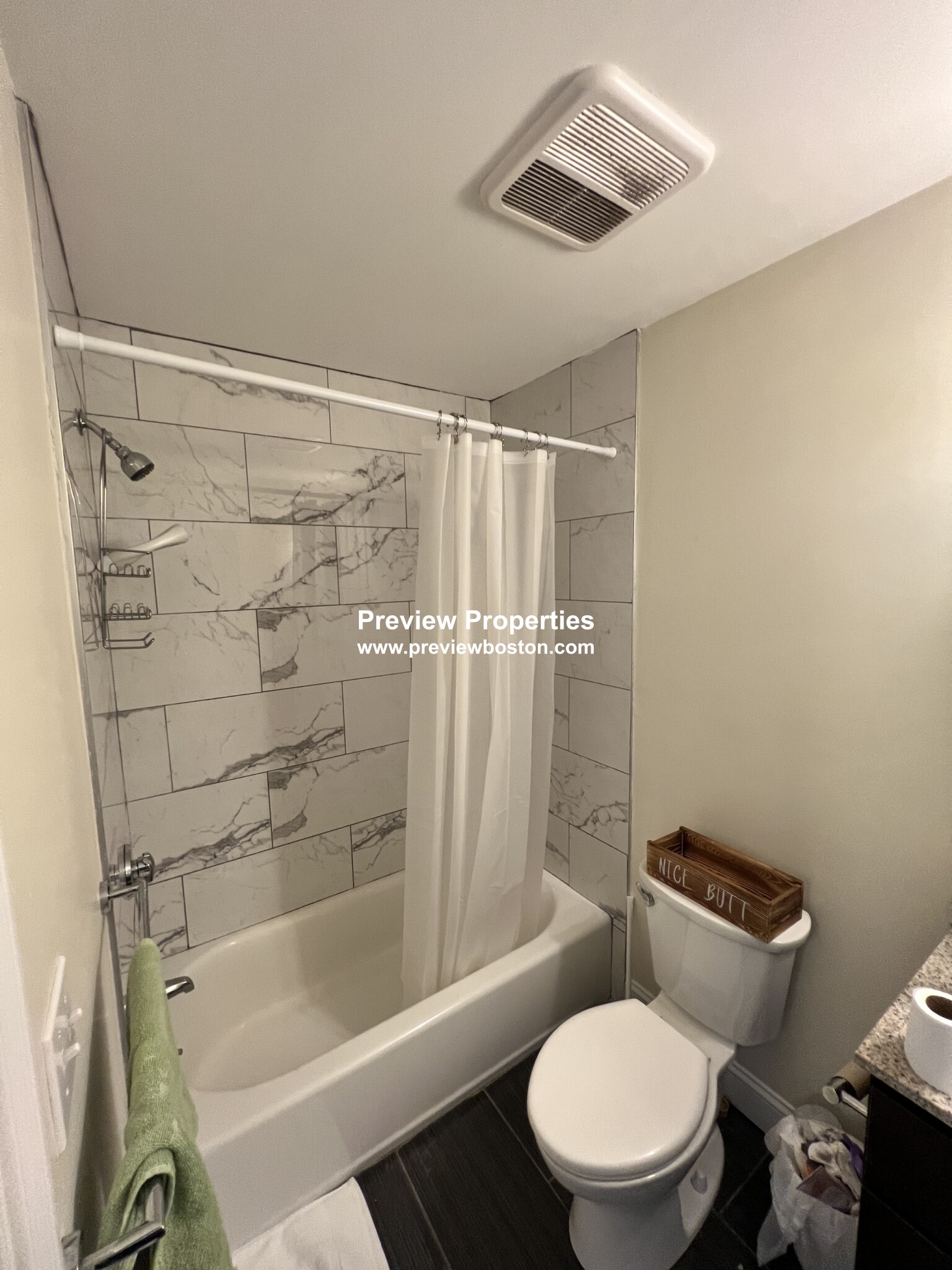 216 Arlington St, Medford