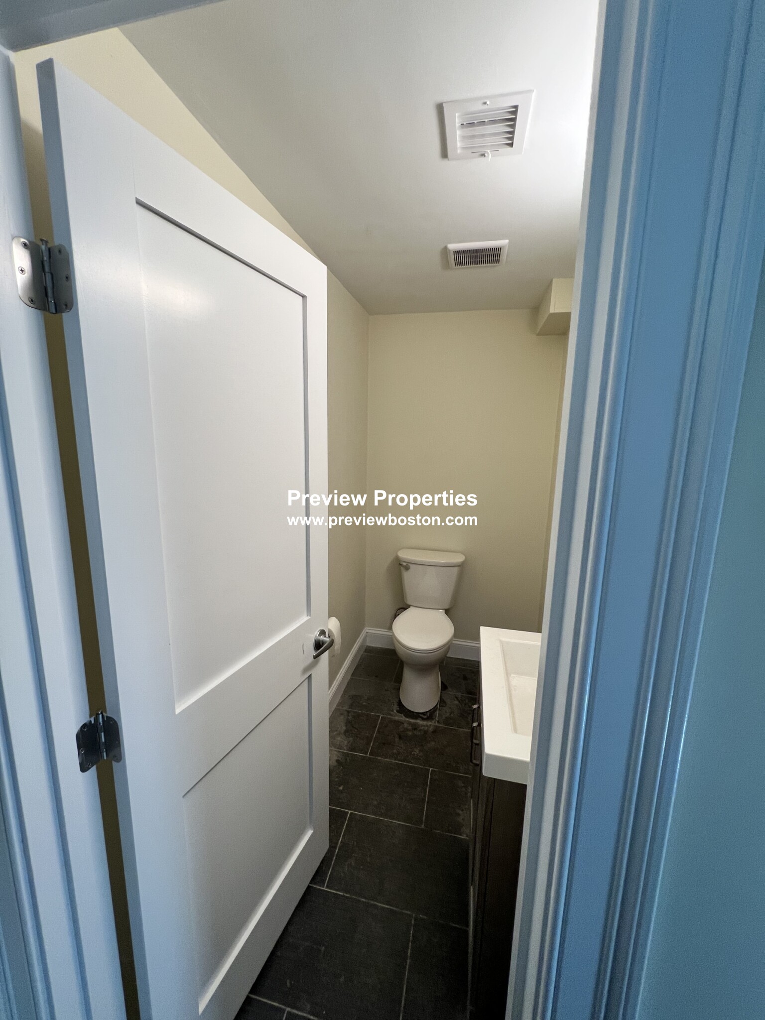 232 Fulton St, Medford