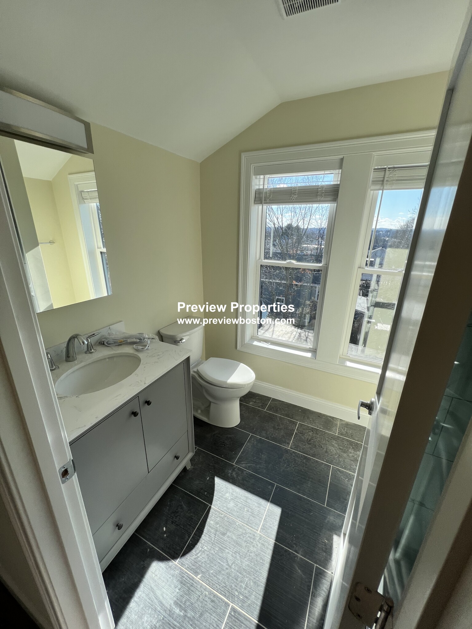 232 Fulton St, Medford