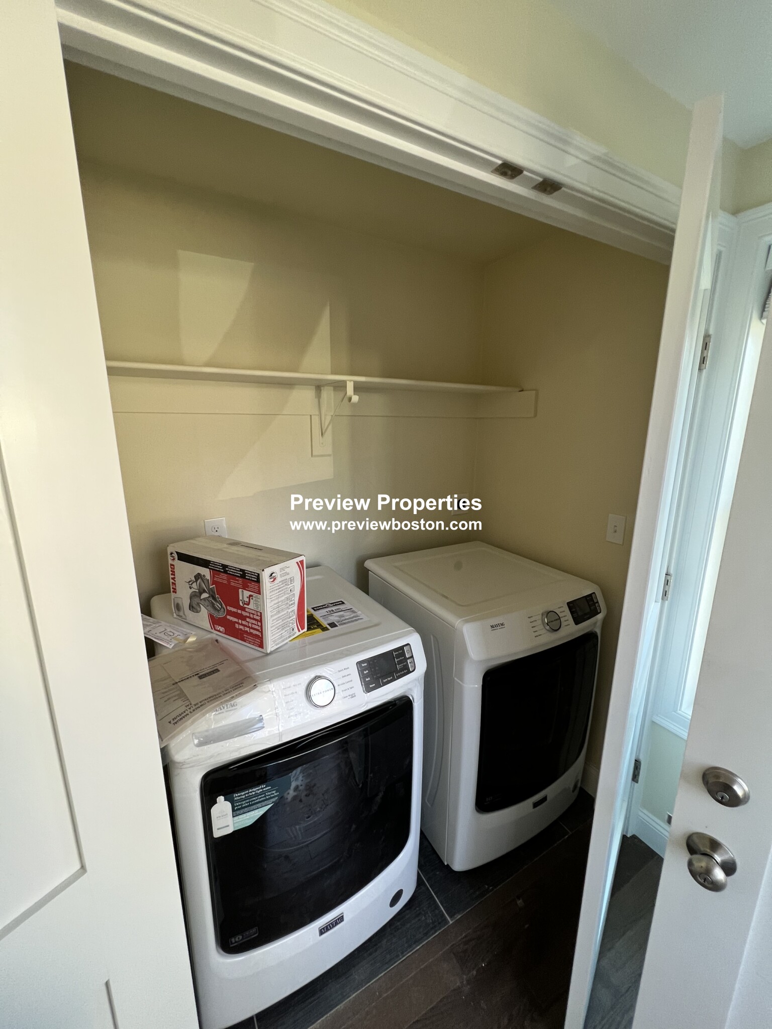 232 Fulton St, Medford