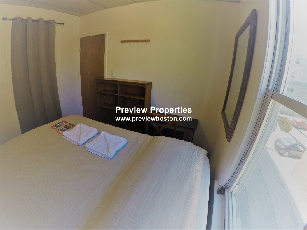 28 Orleans St, East Boston