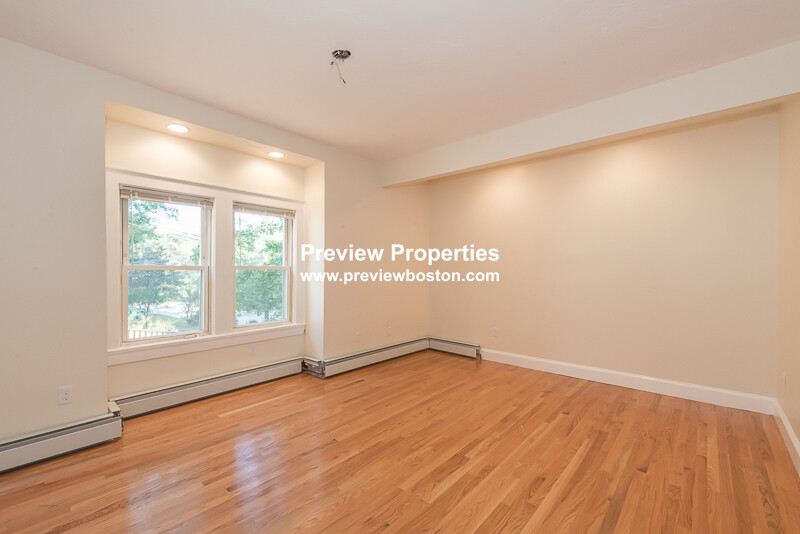 66 Glenellen Rd, West Roxbury