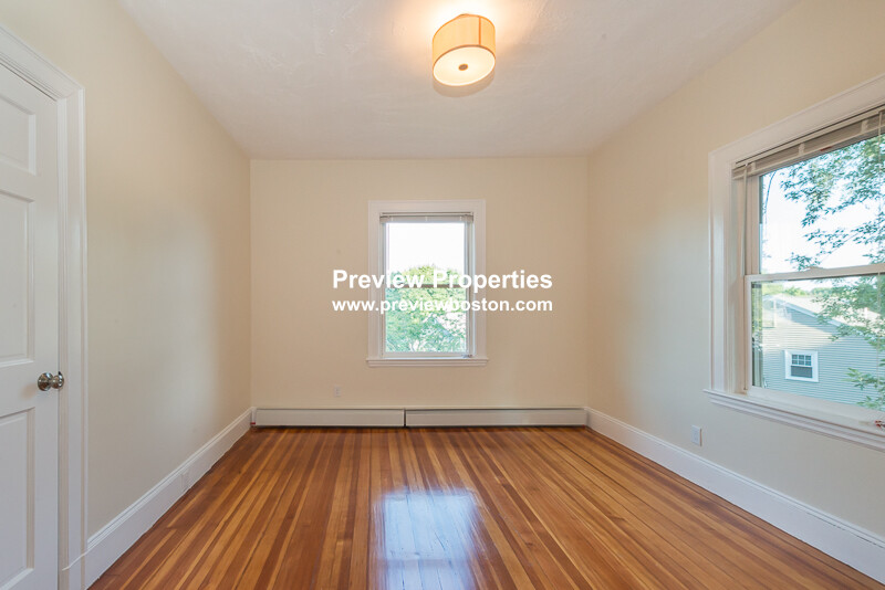 66 Glenellen Rd, West Roxbury