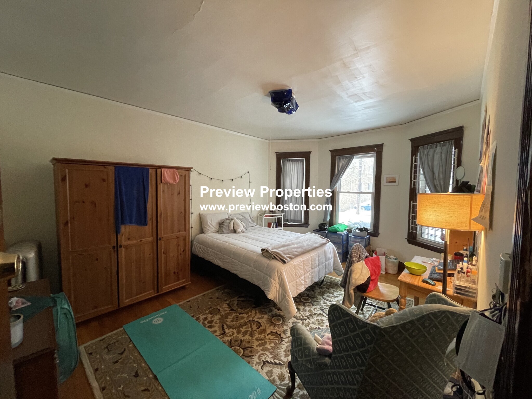 87 Gardner St, Allston