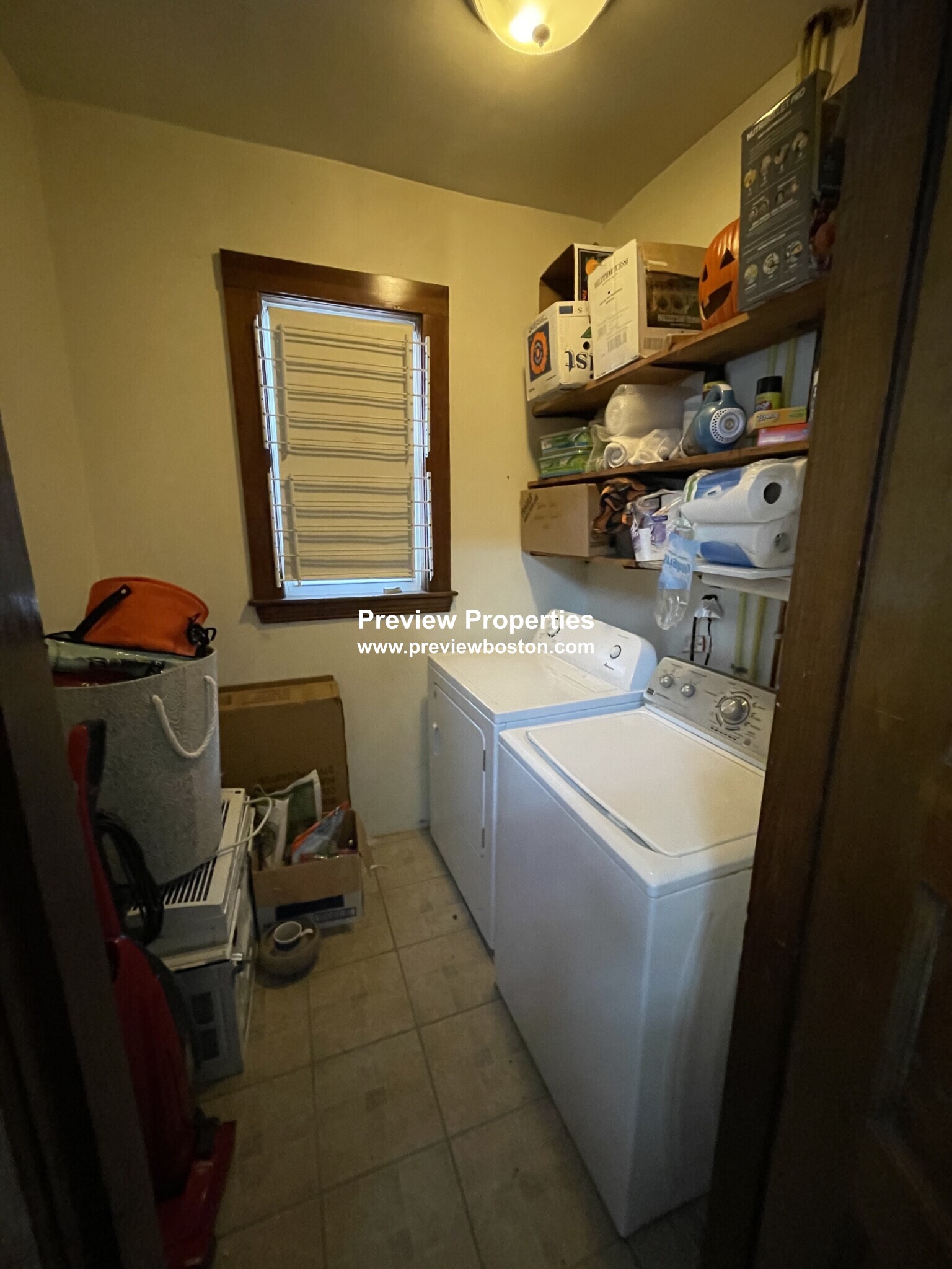 87 Gardner St, Allston