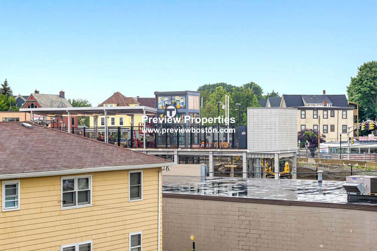 77 Winchester St, Medford