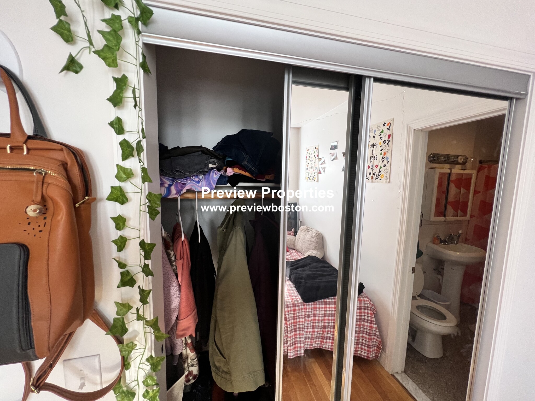 23 Cummings Rd, Brighton