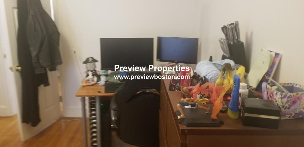 17 Cummings Rd, Brighton