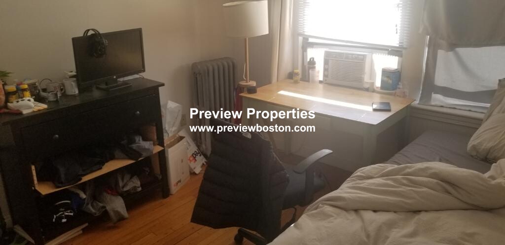 17 Cummings Rd, Brighton