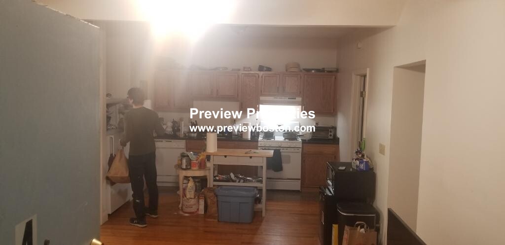 17 Cummings Rd, Brighton