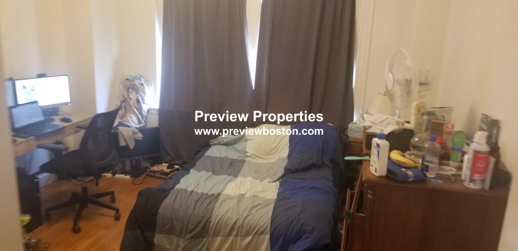 17 Cummings Rd, Brighton