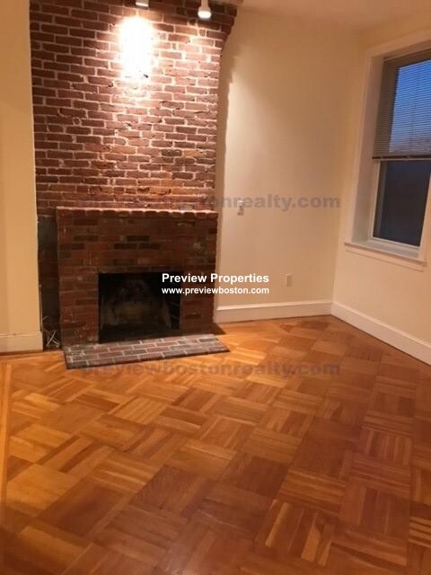 1714 Beacon St, Brookline Hills