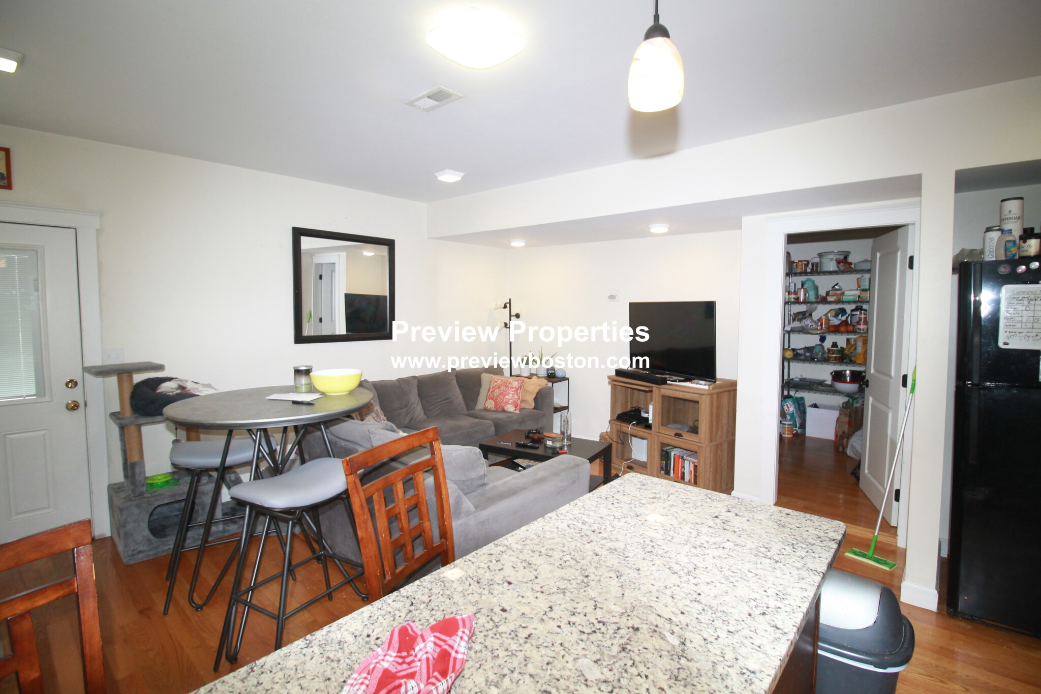 21 Weitz St, Allston