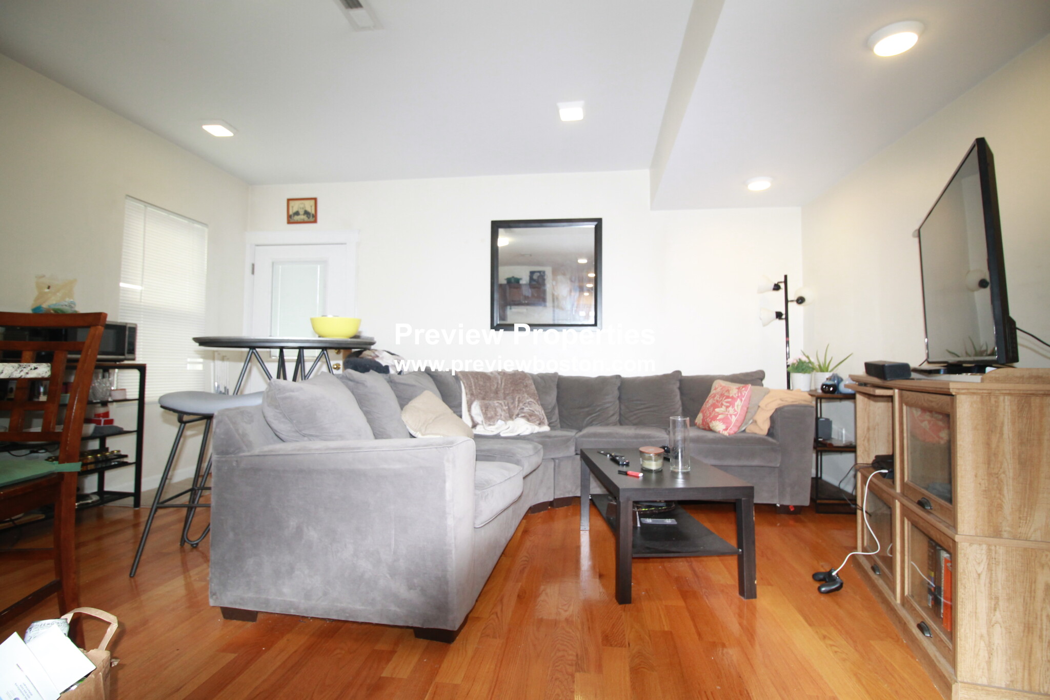 21 Weitz St, Allston