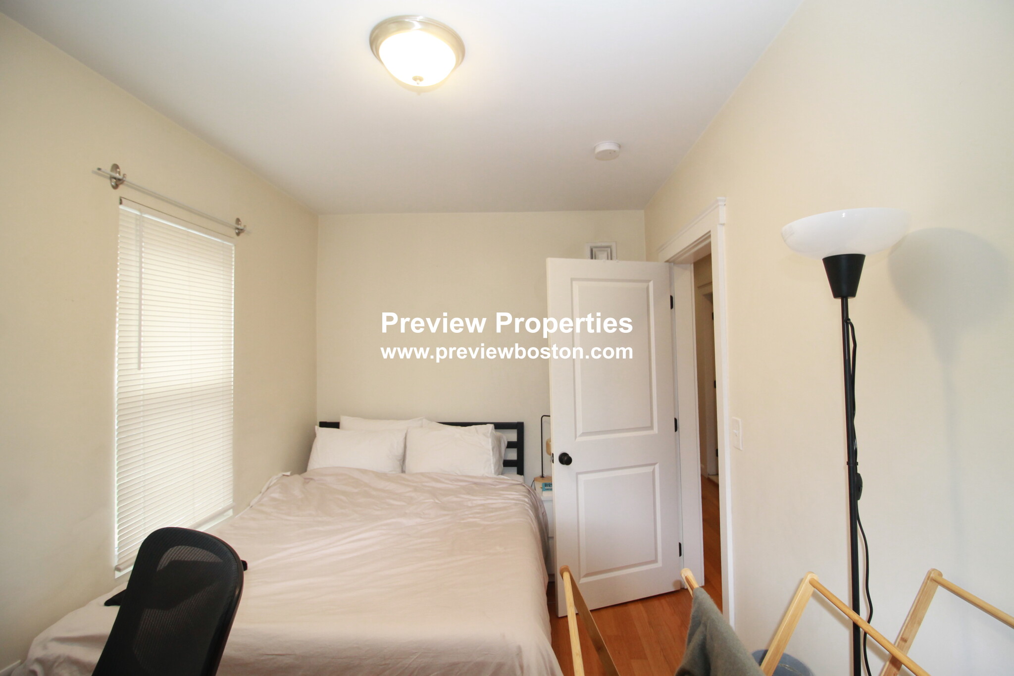 21 Weitz St, Allston