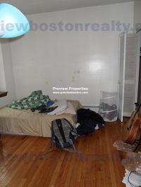 96 Linden St, Allston