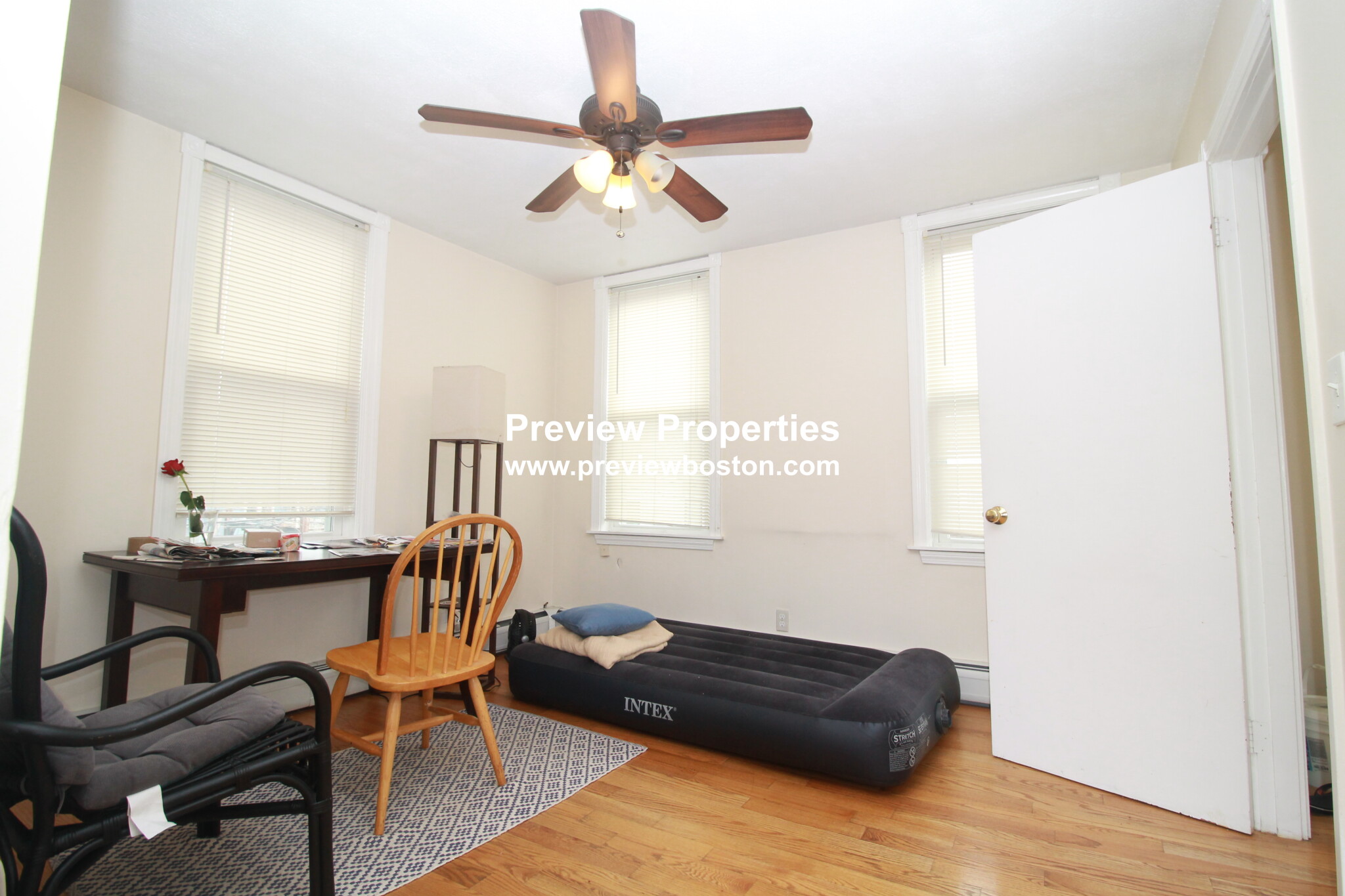 14 Leverett St, Brookline Hills