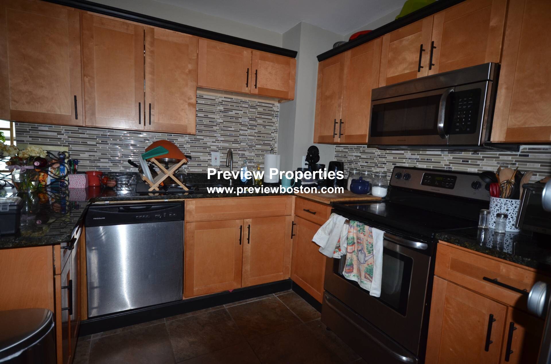 212 Maverick St, East Boston