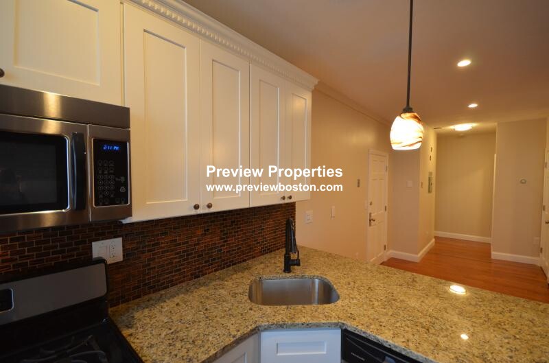 349 Sumner St, East Boston