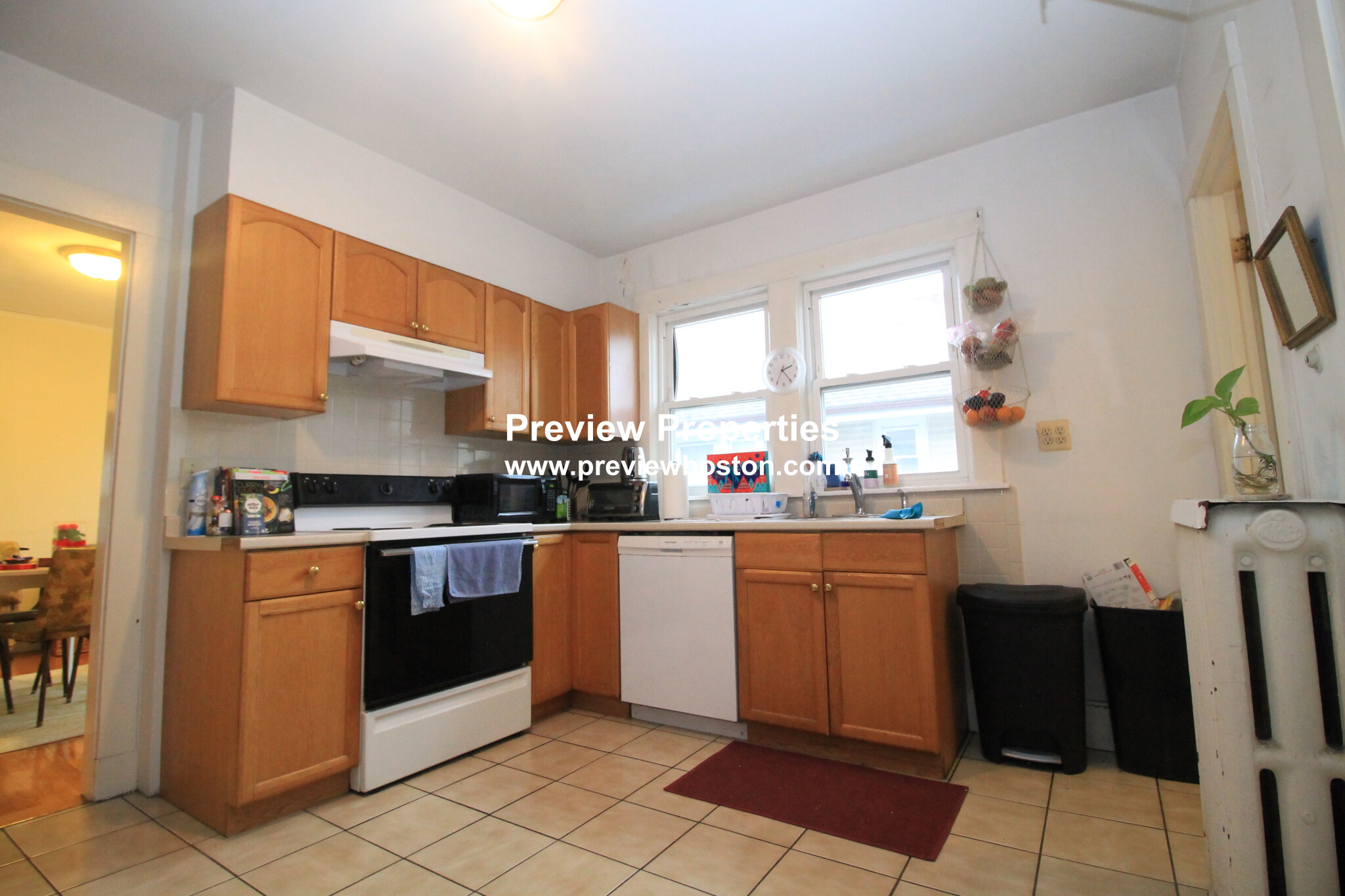 128 Washington St, Brighton