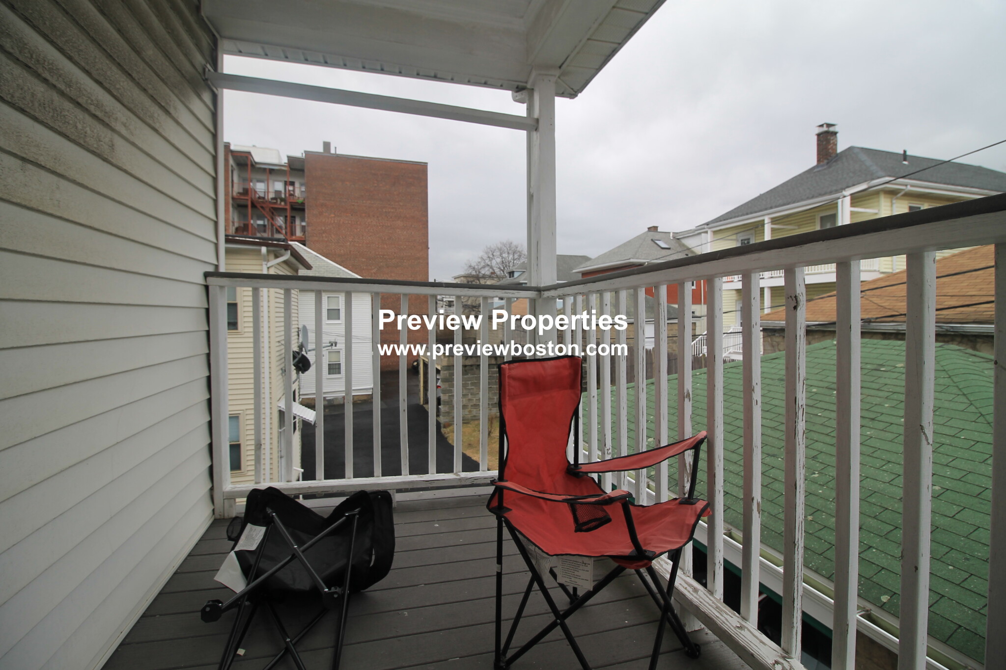 128 Washington St, Brighton