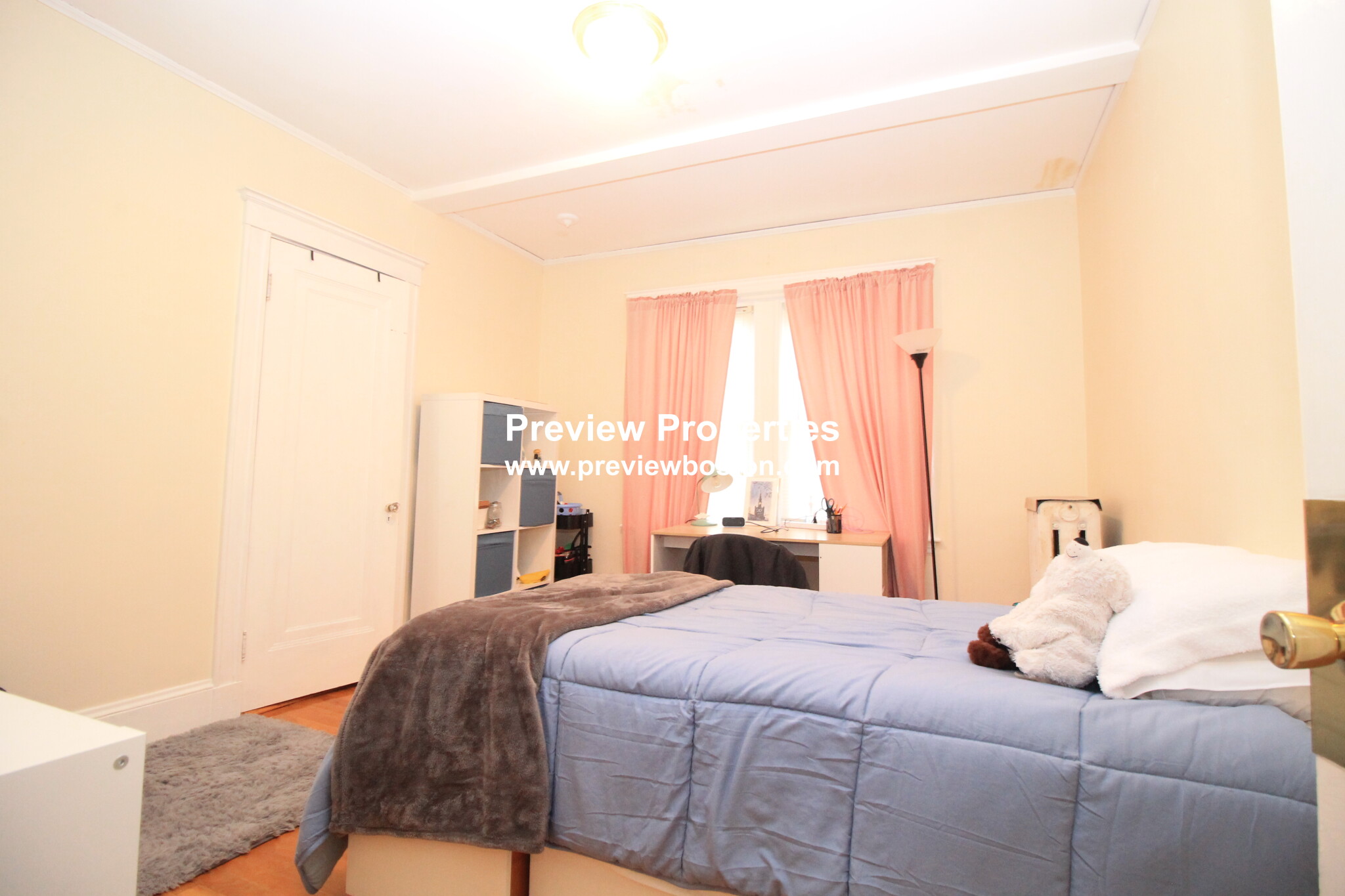 128 Washington St, Brighton