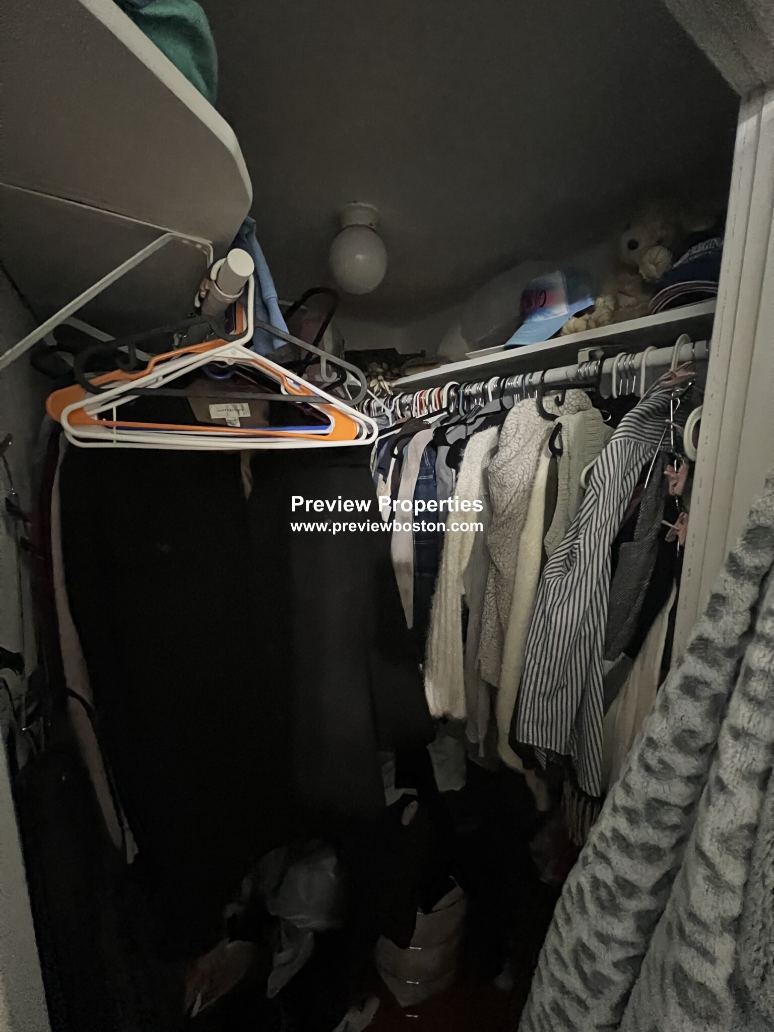 214 Maverick St, East Boston