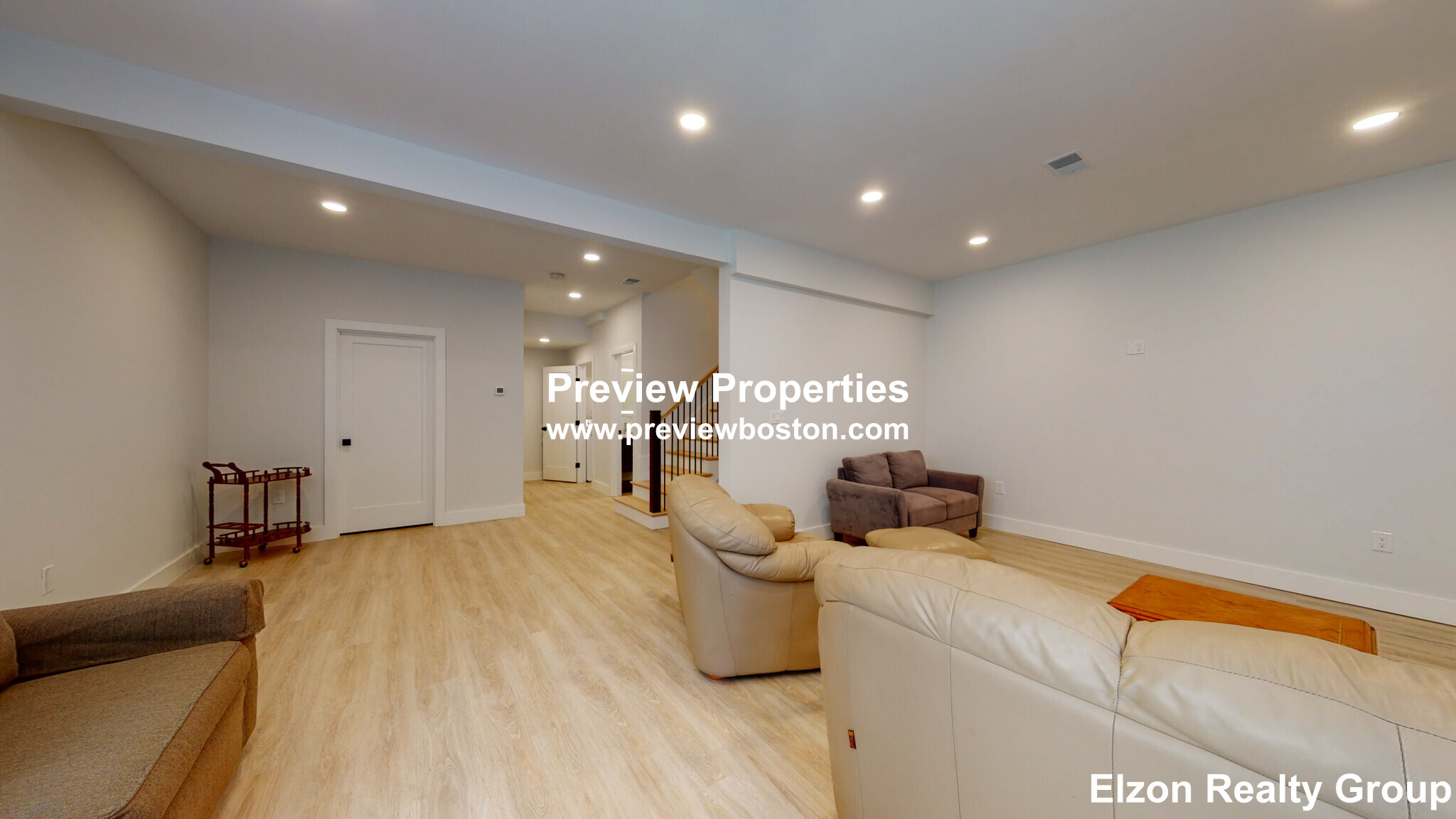 64 Lane Park, Brighton