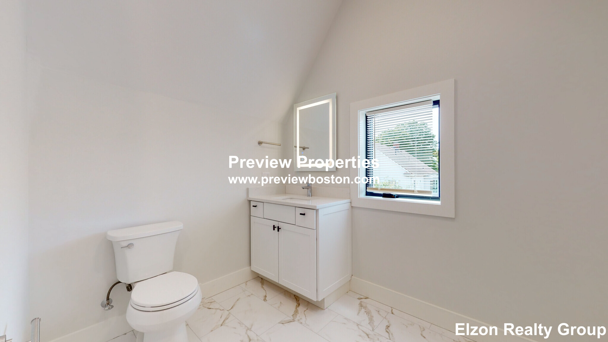 64 Lane Park, Brighton