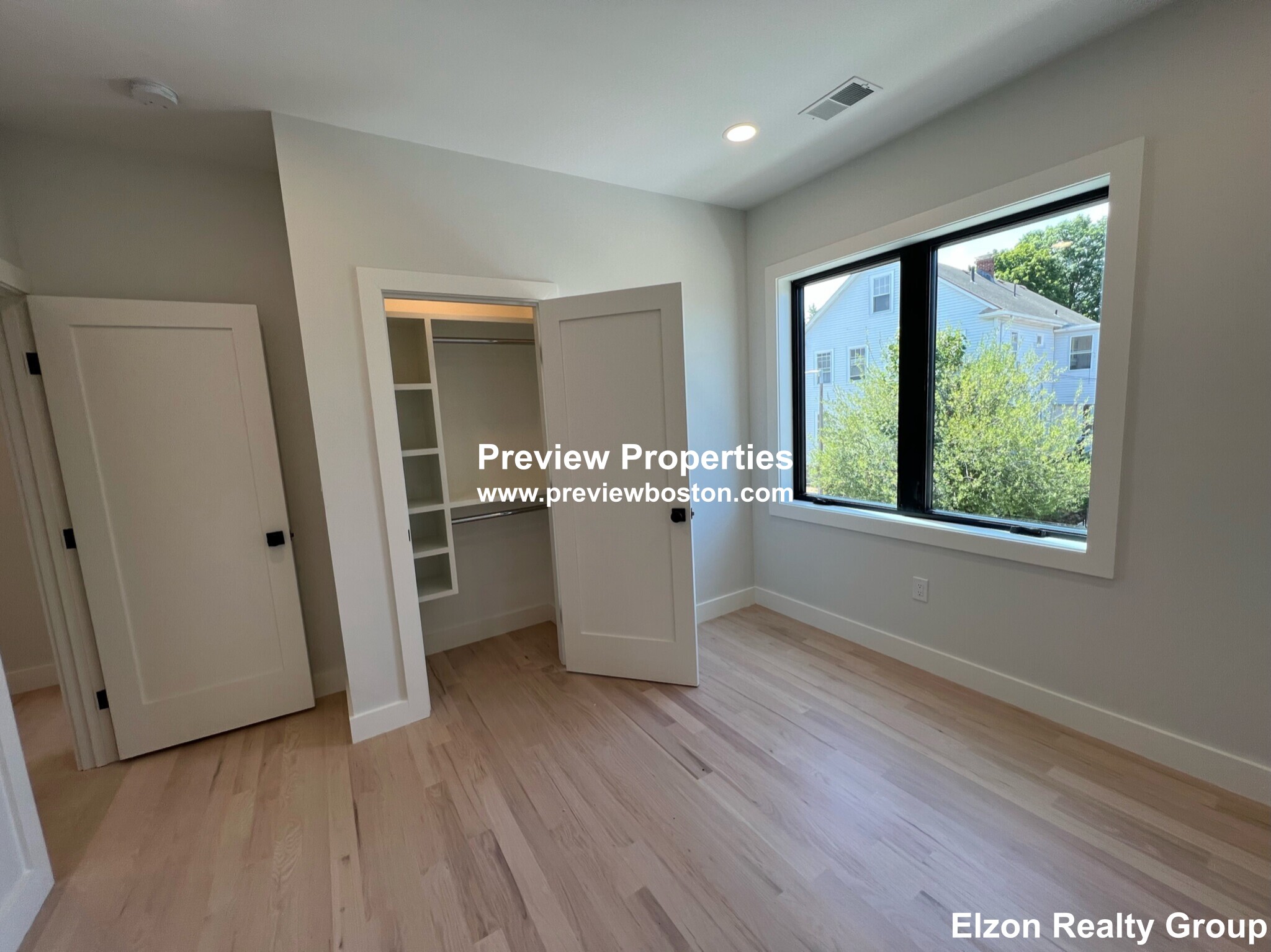 66 Lane Park, Brighton