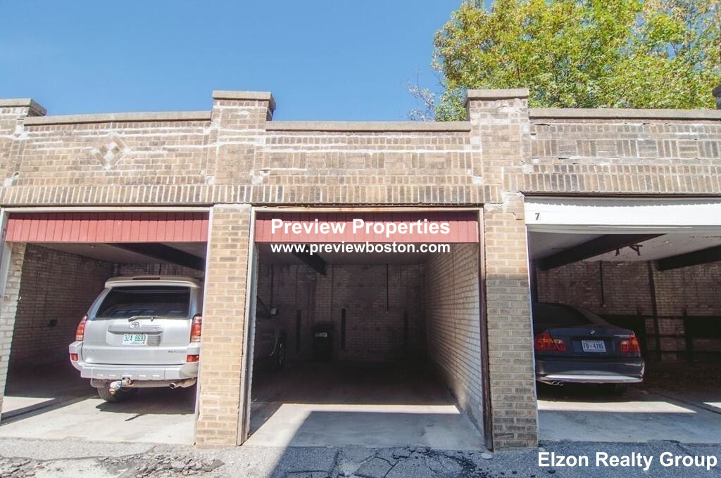 2021 Commonwealth Ave, Brighton