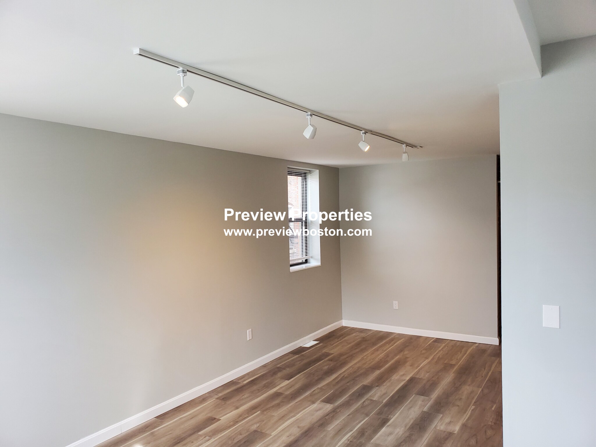 33 Brainerd Rd, Allston