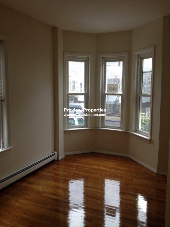 11 Stickney Ave, Gilman Square