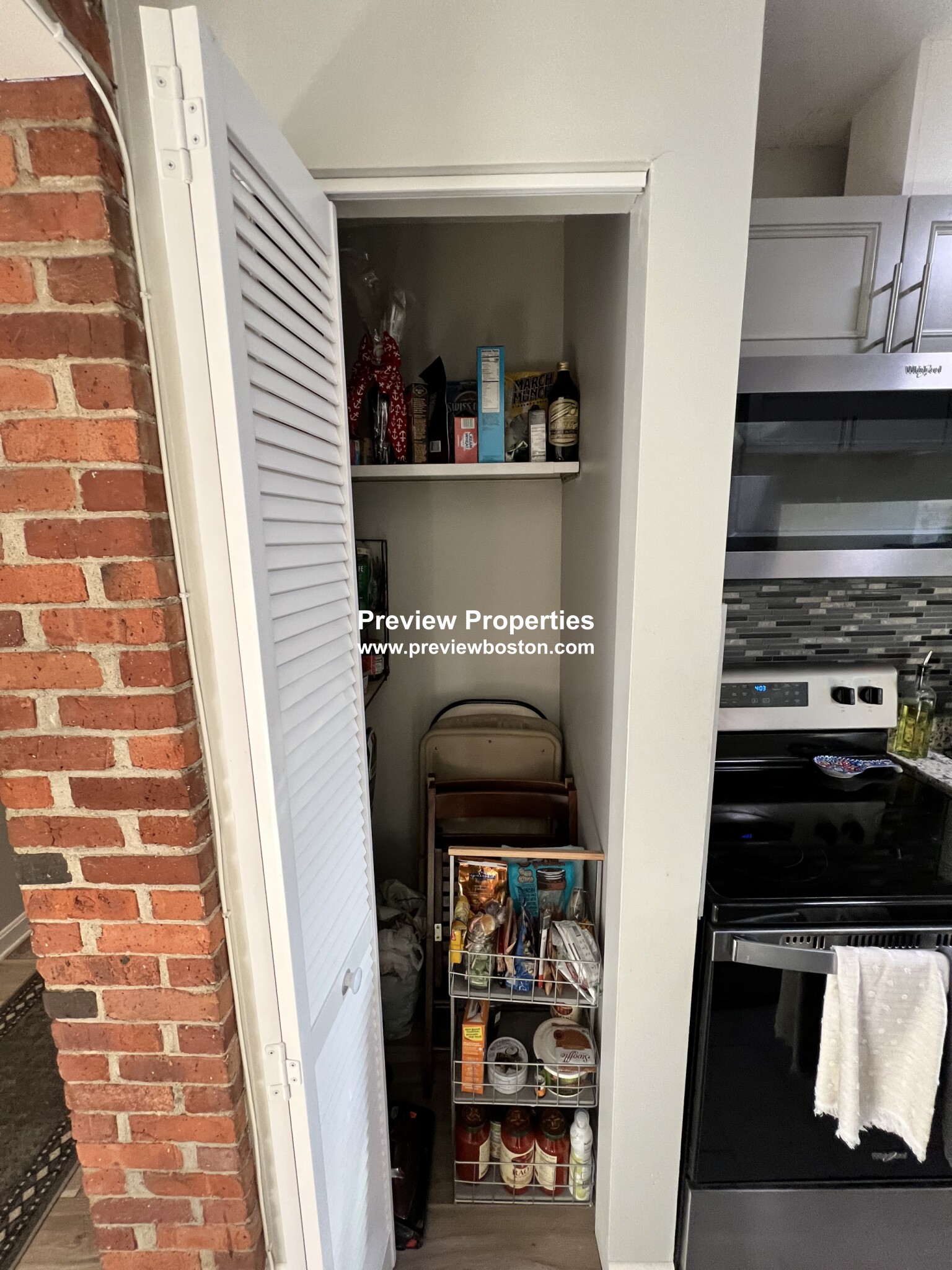 33 Brainerd Rd, Allston