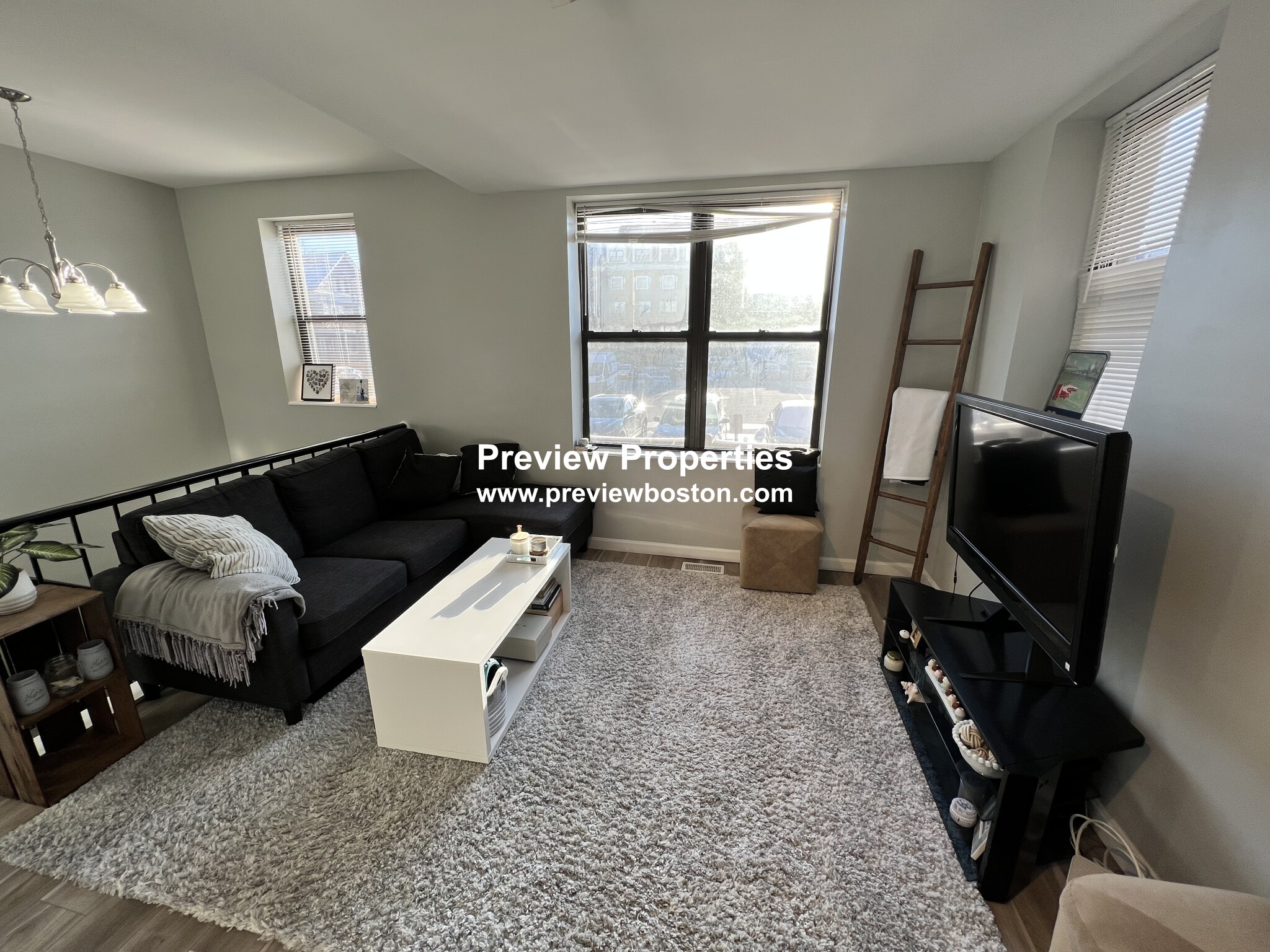 33 Brainerd Rd, Allston