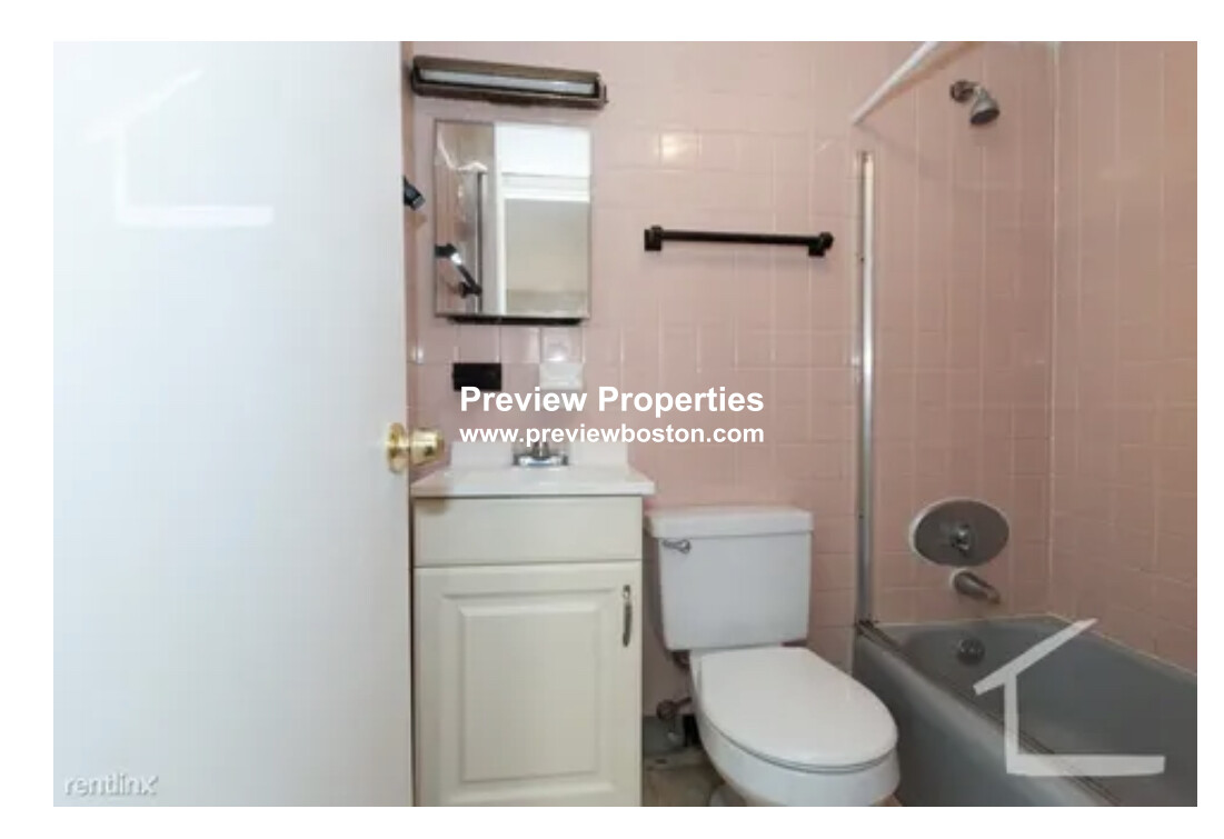 153 Brighton Ave, Allston